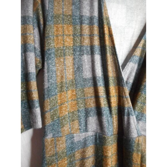Torrid Sz 1 Outlander Tartan Plaid Faux Wrap Dress Green Grey Rayon Blend - Picture 2 of 7